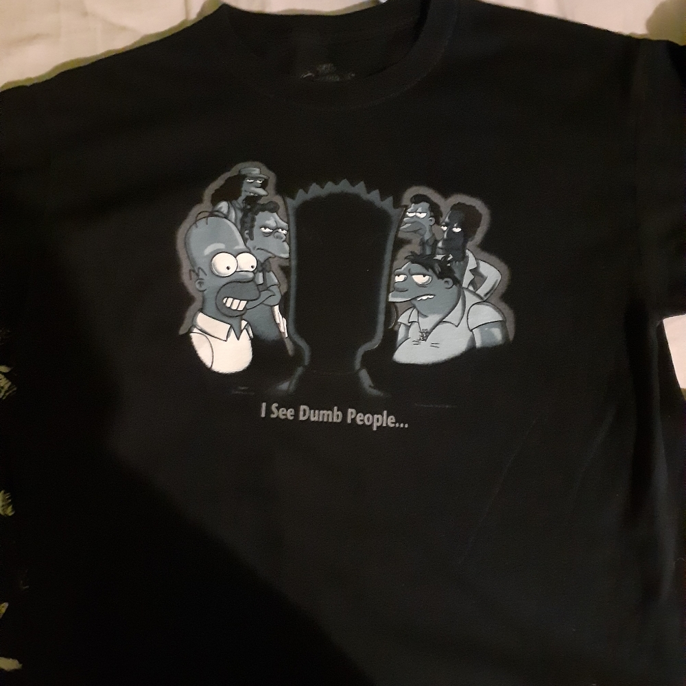 Simpson's tshirt